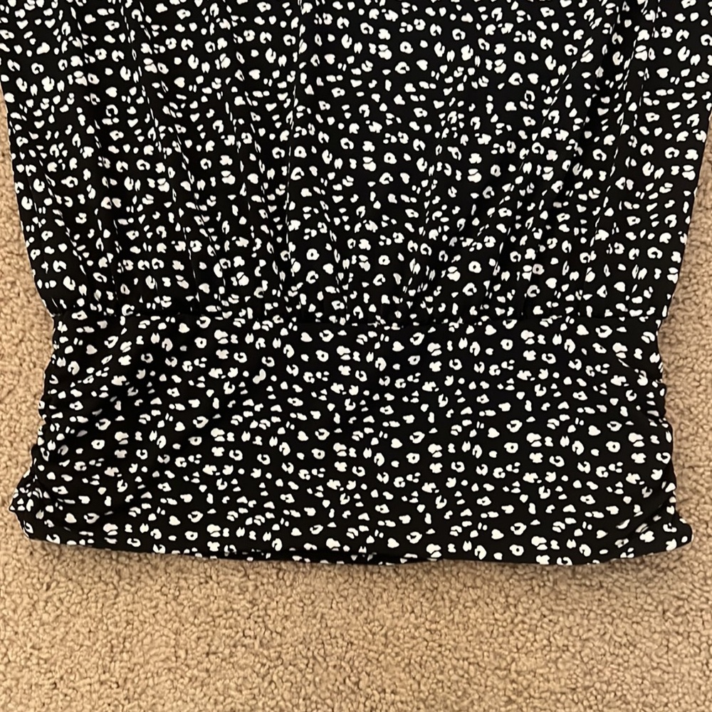 NWT Black and white top WHBM - Picture 2 of 3